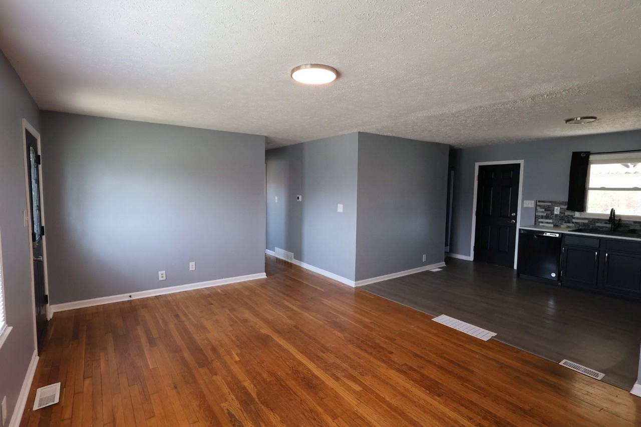 308 Larkwood Dr ##(Z1 - Photo 3 of 19