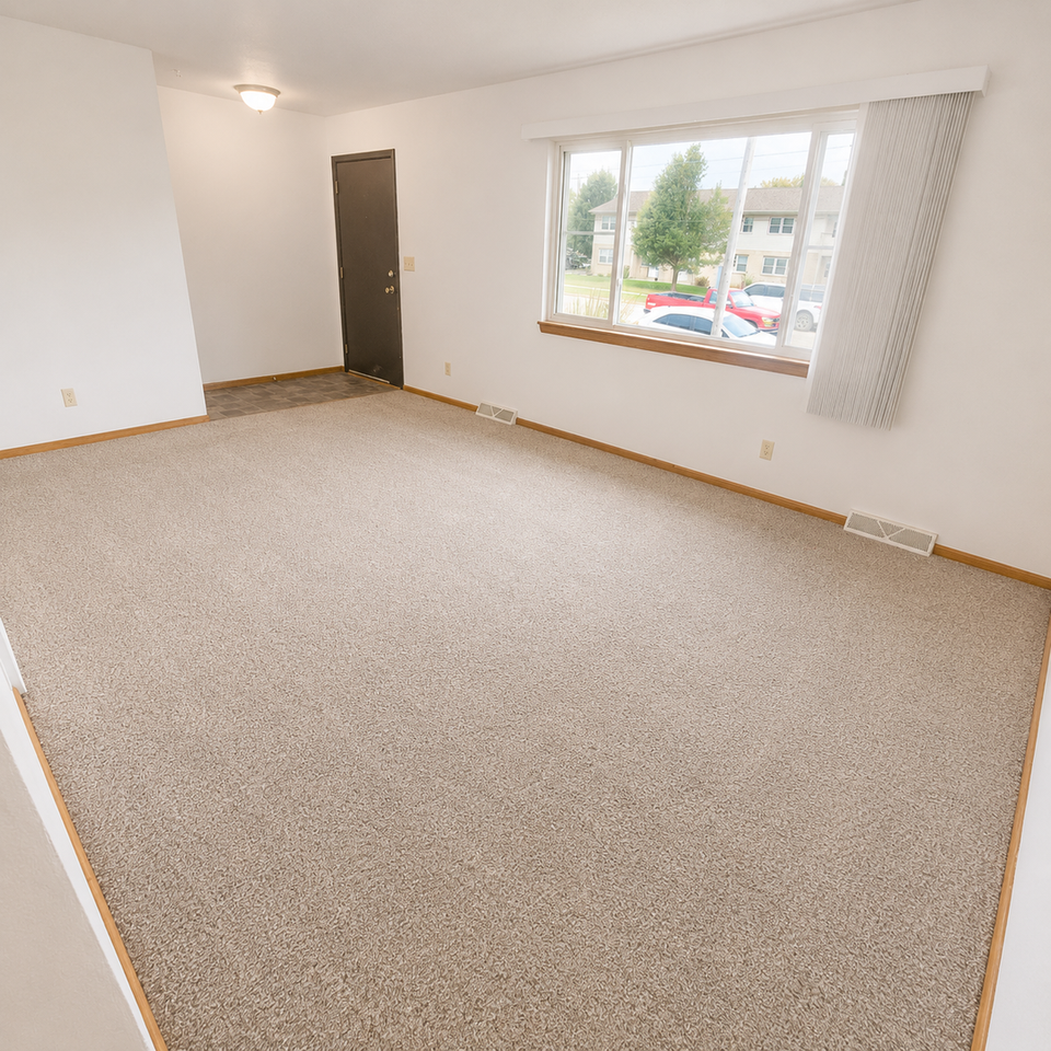 639 E Monroe Ave #639 - Photo 2 of 15