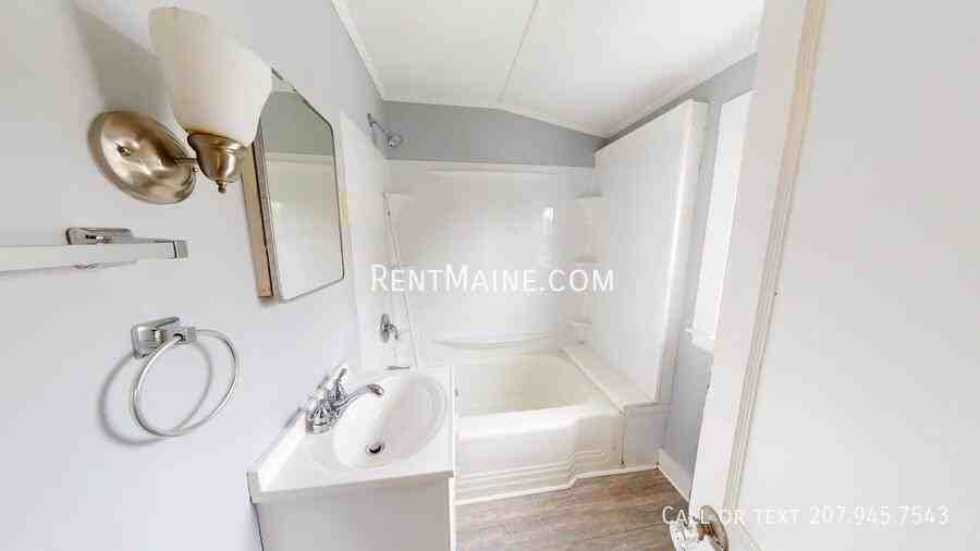 28 Pleasant St #4 - Photo 6 of 10