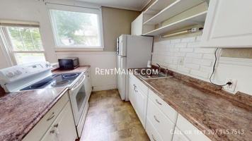 featured image of 3 Newhall St #2