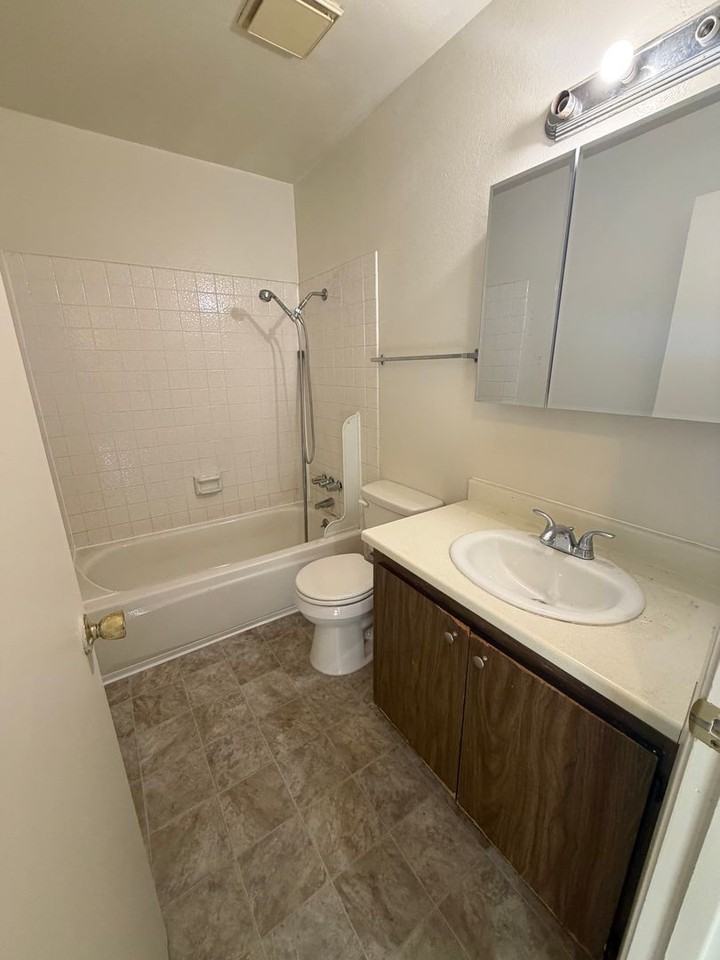 612 Wigeon Way - Photo 6 of 14
