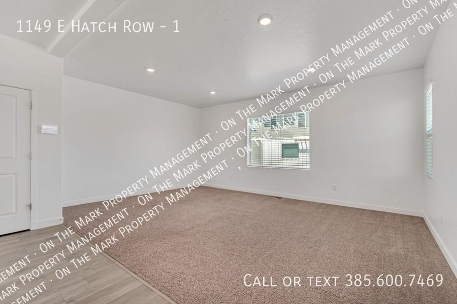 1149 E Hatch Row #1 - Photo 7 of 29