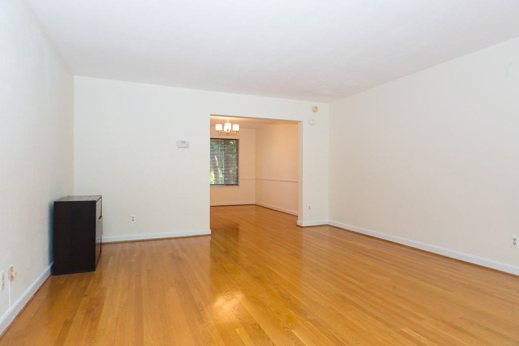 3628 Jenifer St Nw - Photo 2 of 24