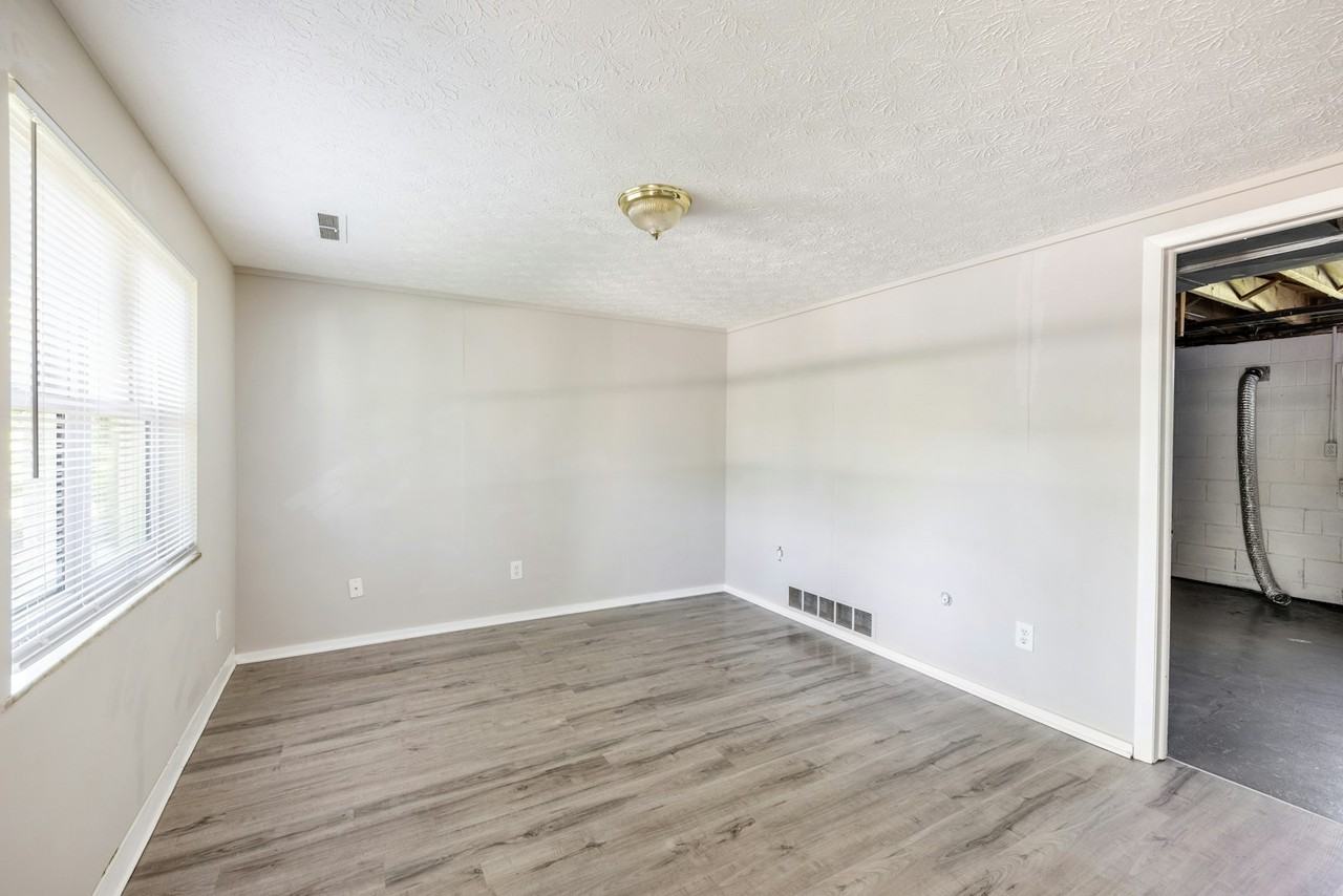 4201 Cottage Grove Road, Unit 4201 - Photo 3 of 16