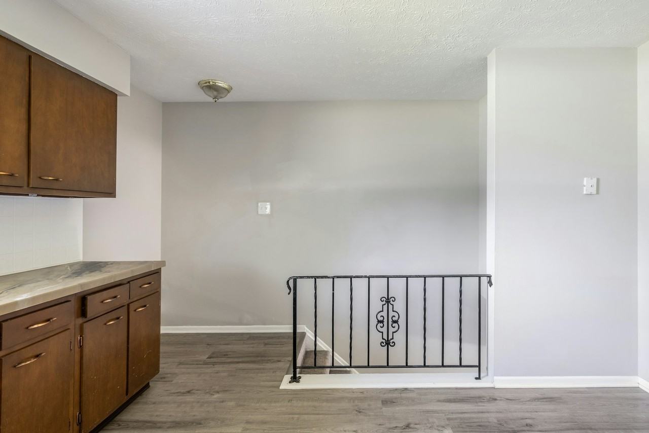 4201 Cottage Grove Road, Unit 4201 - Photo 5 of 16