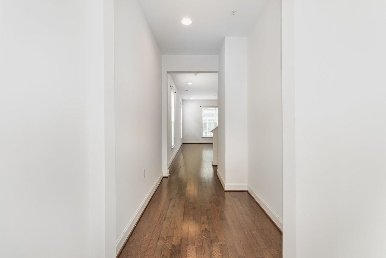 3257 Lark Way - Photo 3 of 27