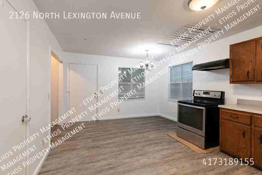 2126 N Lexington Ave - Photo 6 of 12