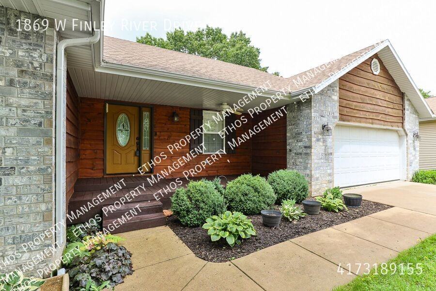 1869 W Finley River Dr - Photo 2 of 23