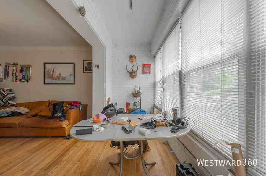 1406 W Farragut Ave #1 - Photo 7 of 15