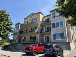 featured image of 230 B St #201
