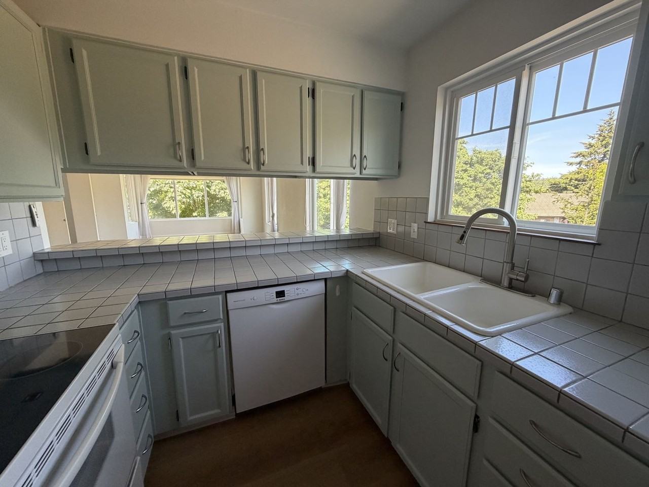 230 B St #201 - Photo 3 of 10