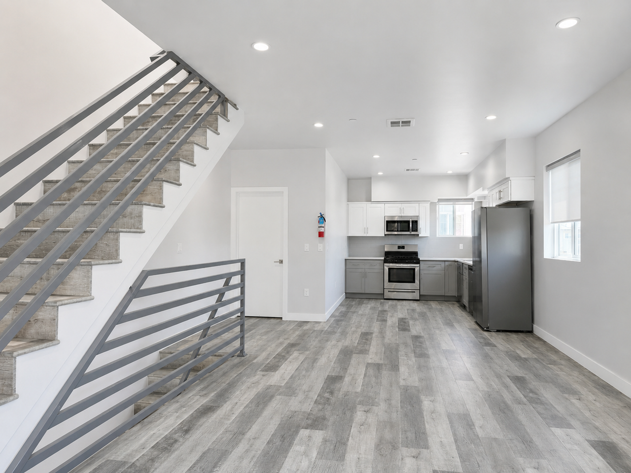 Case Townhomes - Photo 7 of 12