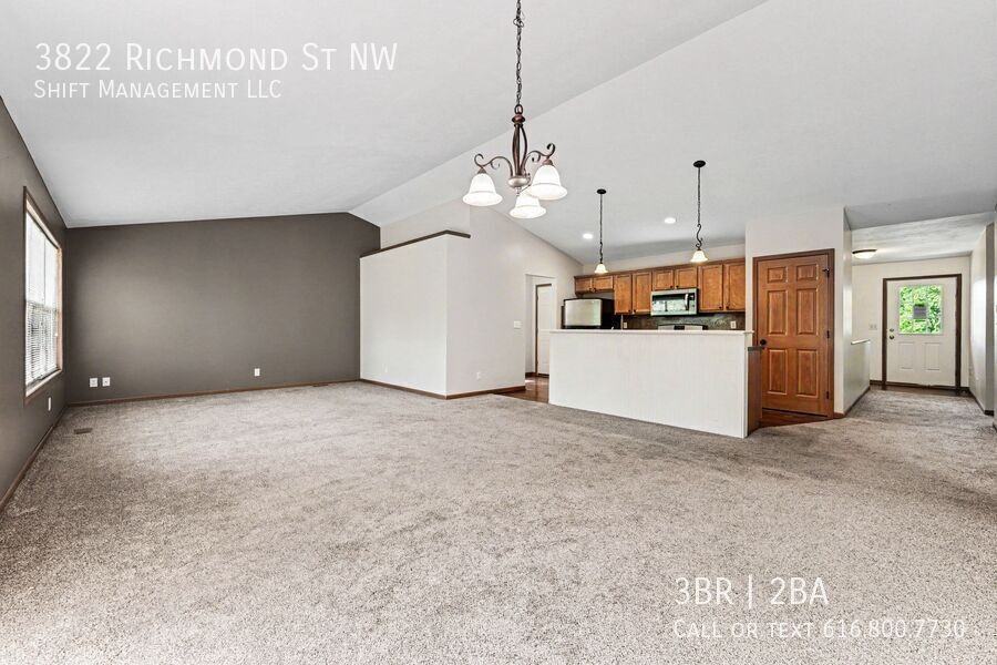 3822 Richmond St Nw - Photo 3 of 17