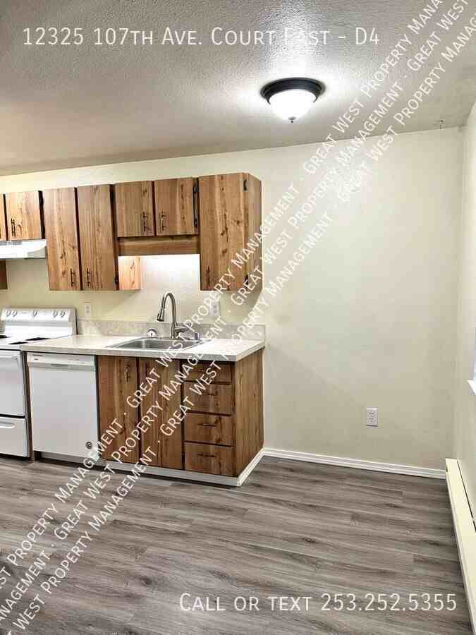 12325 107th Avenue Ct E #D4 - Photo 2 of 29