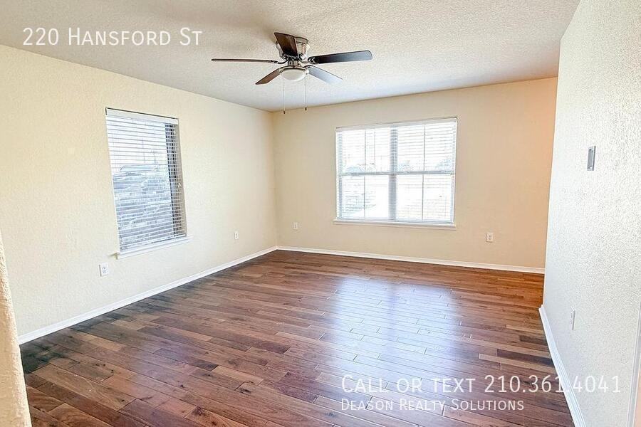 220 Hansford St - Photo 2 of 34