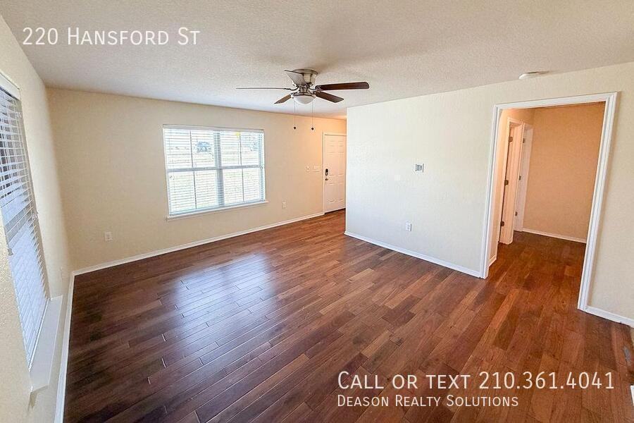 220 Hansford St - Photo 3 of 34
