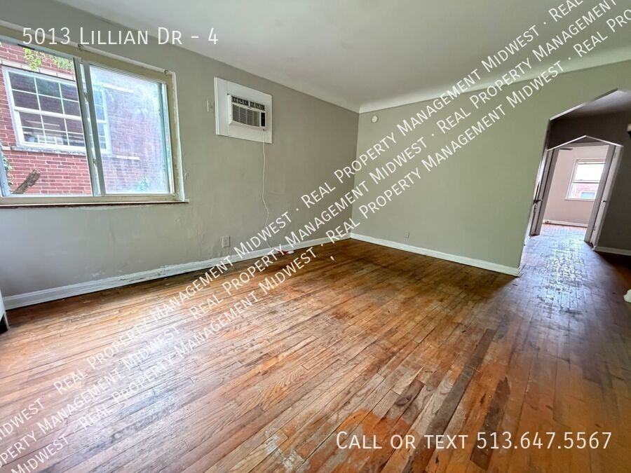 5013 Lillian Dr #4 - Photo 4 of 11