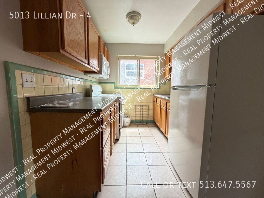 5013 Lillian Dr #4 - Photo 5 of 11