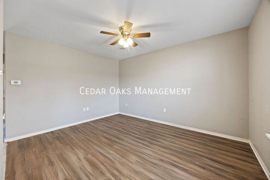 2374 N Raven Ln - Photo 3 of 44
