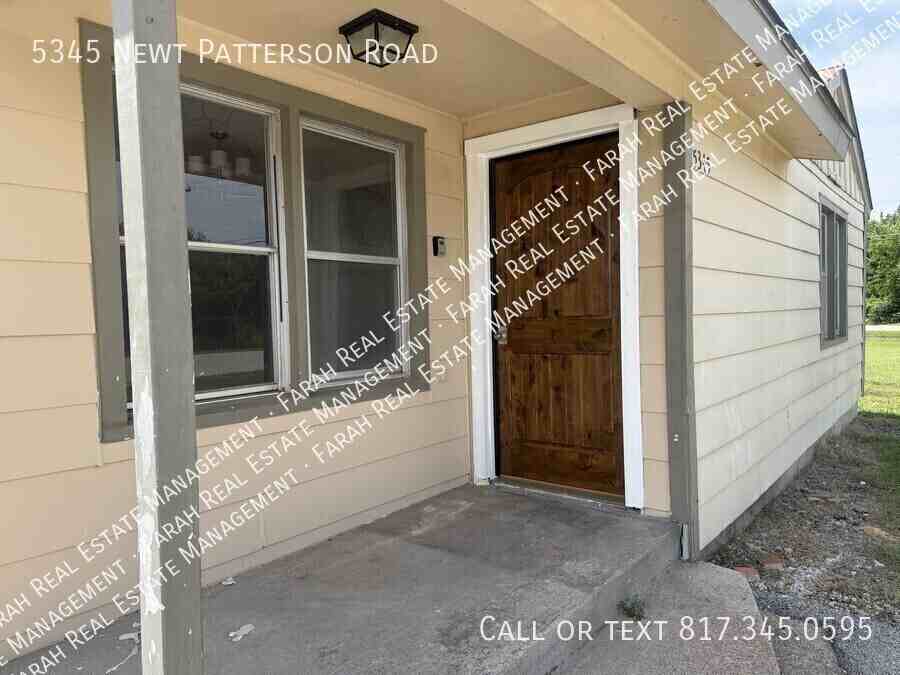 5345 Newt Patterson Rd - Photo 2 of 34