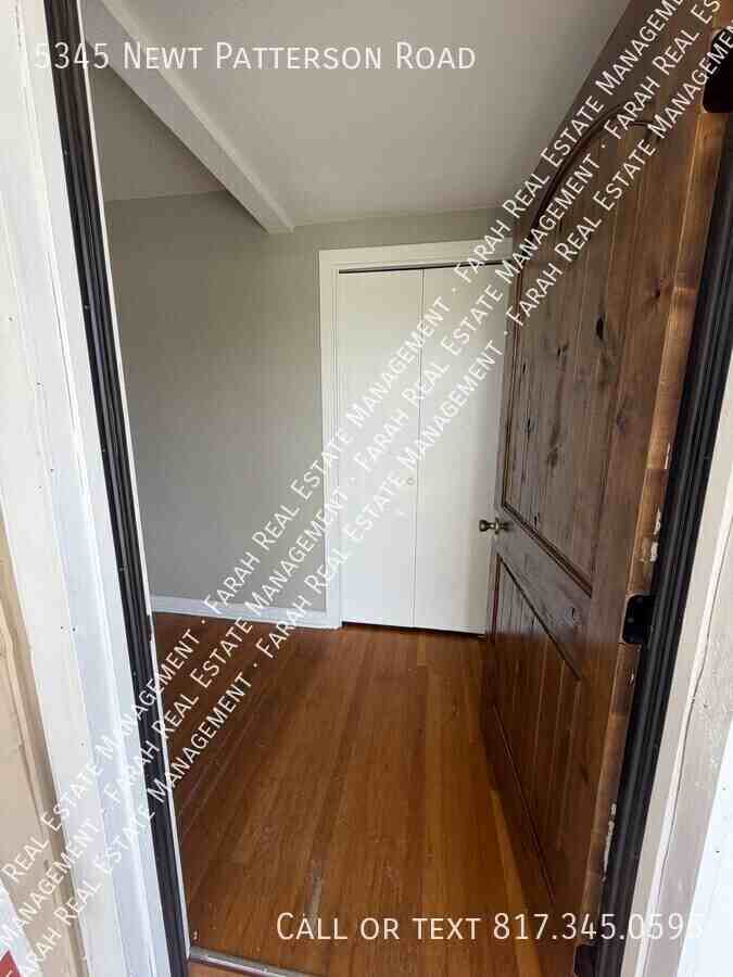 5345 Newt Patterson Rd - Photo 3 of 34
