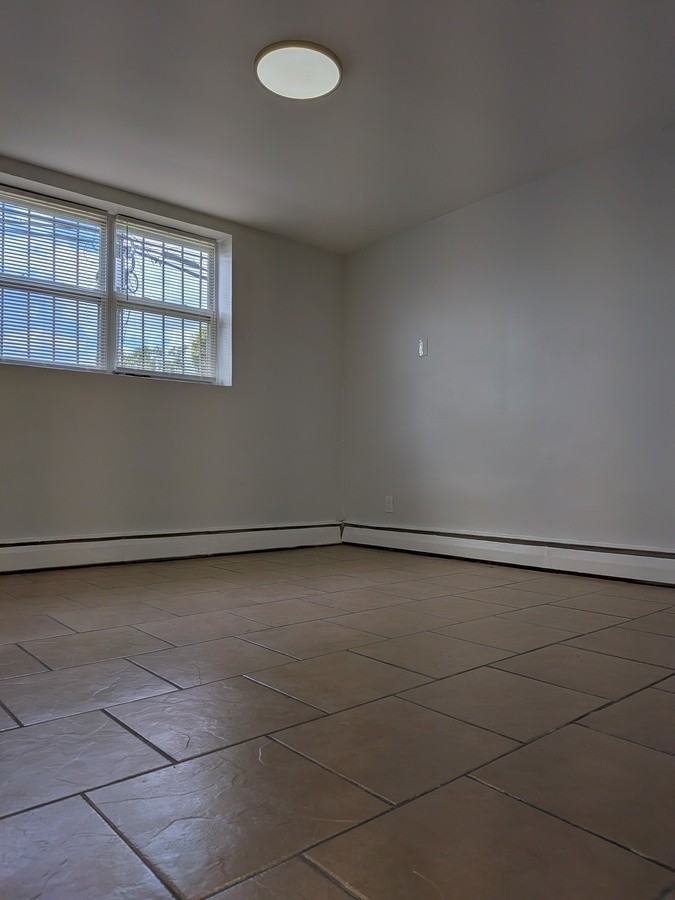 320 Eastern Pkwy - Photo 6 of 8