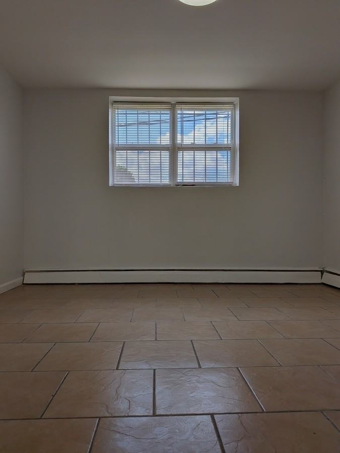 320 Eastern Pkwy - Photo 7 of 8