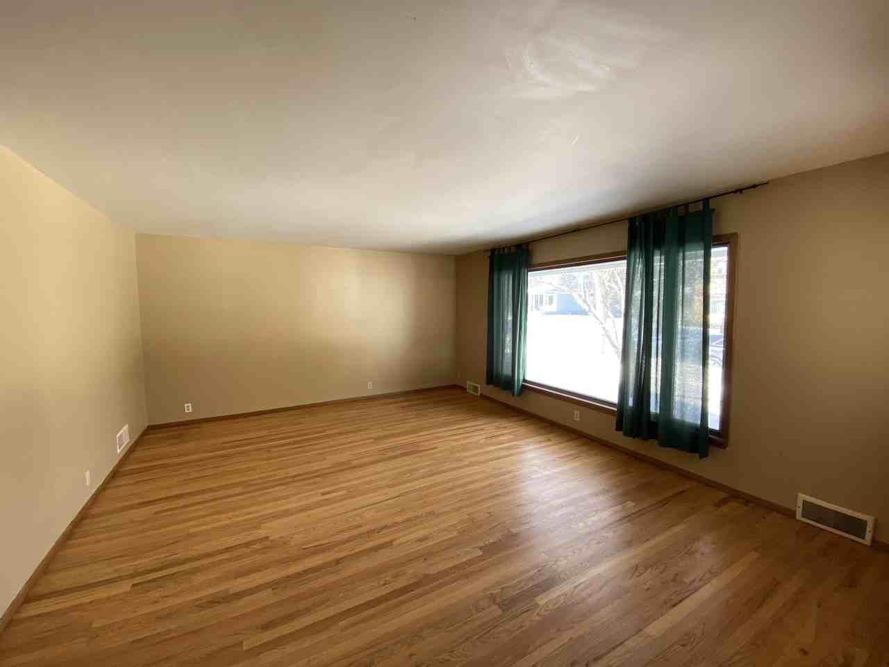 710 S 3rd Ave #1 - Photo 3 of 18