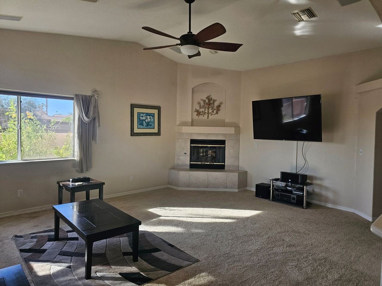 705 Armour Dr - Photo 3 of 29