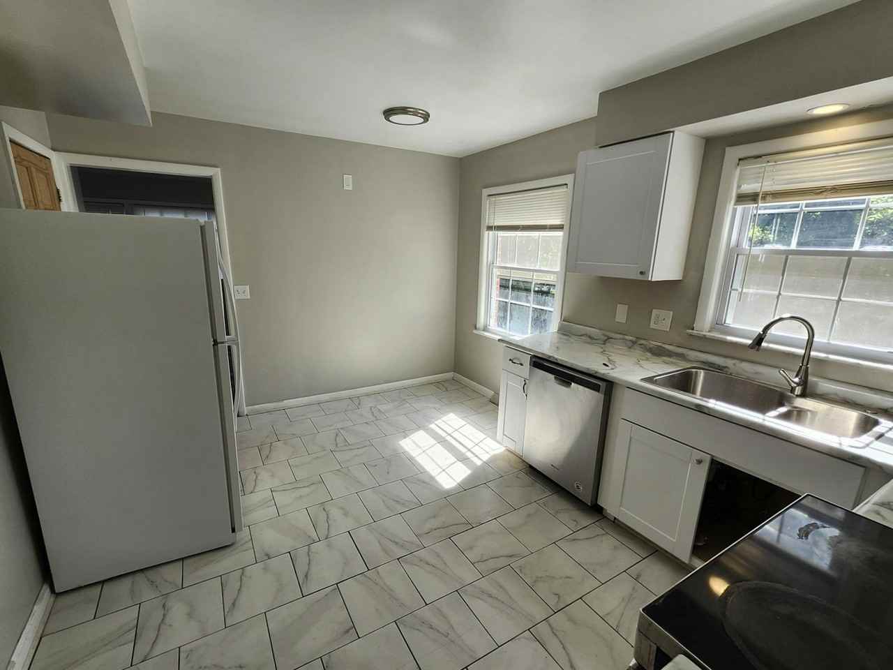 18314 Chagrin Blvd, Unit 1 - Photo 6 of 19