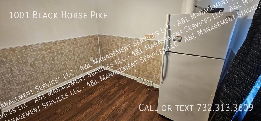 1001 Black Horse Pike - Photo 6 of 13