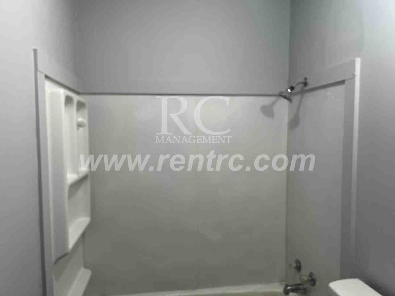 218 Tennessee Ave - Photo 5 of 13