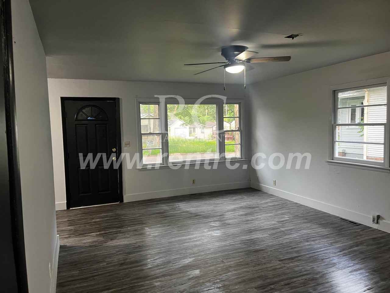 218 Tennessee Ave - Photo 7 of 13