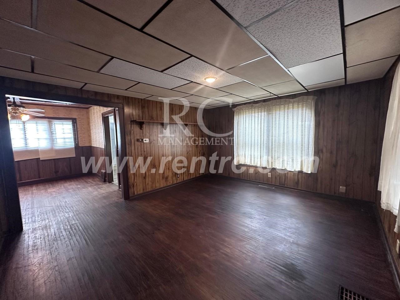 1017 N Gilbert St - Photo 6 of 17