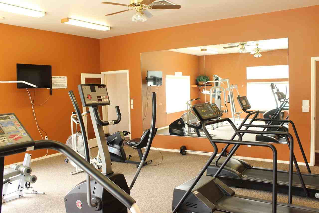 614 Windemere Dr #101 - Photo 5 of 50