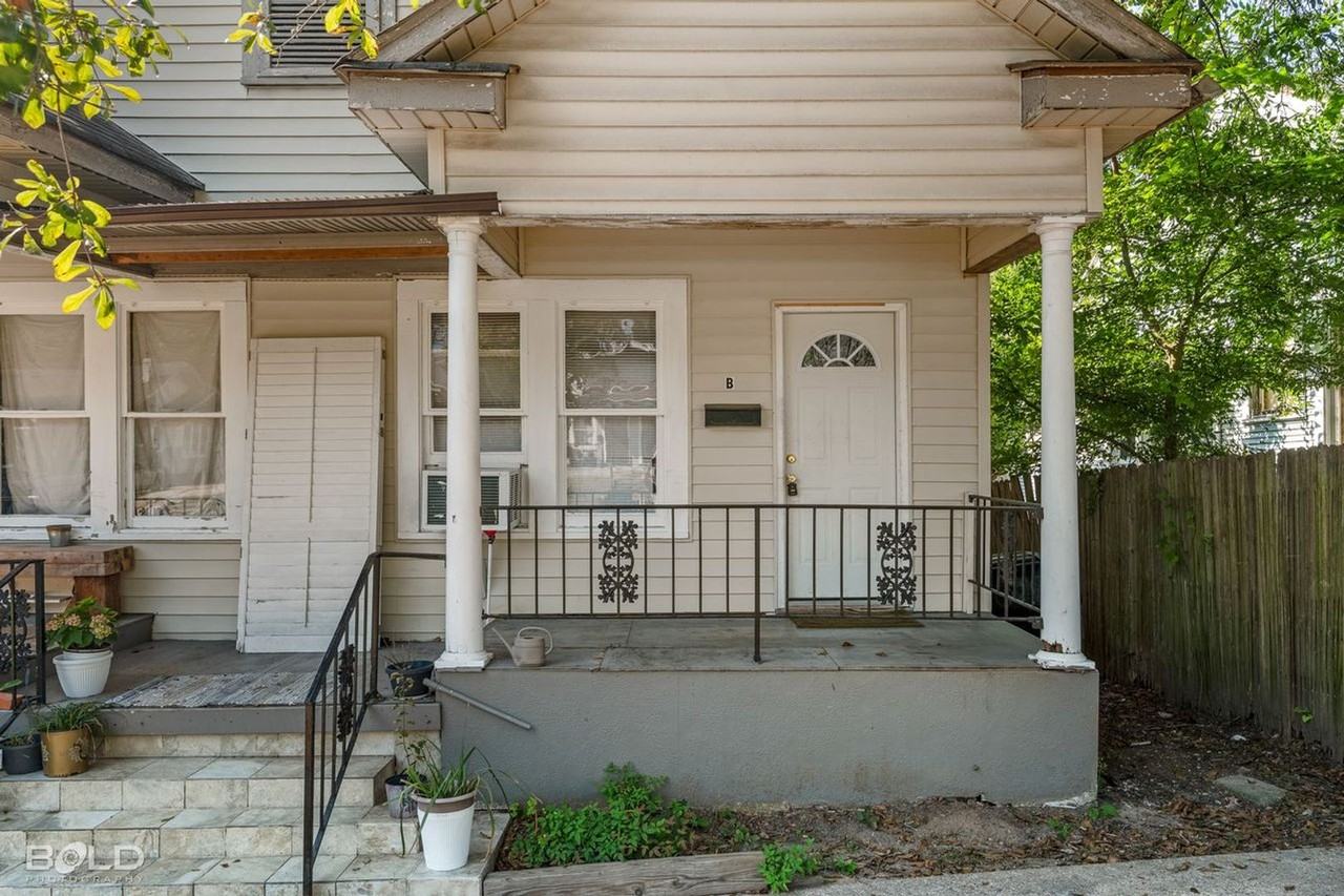 649B Merrick St - Photo 4 of 18