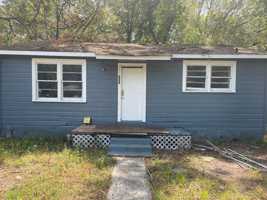 featured image of 331 W 77th St