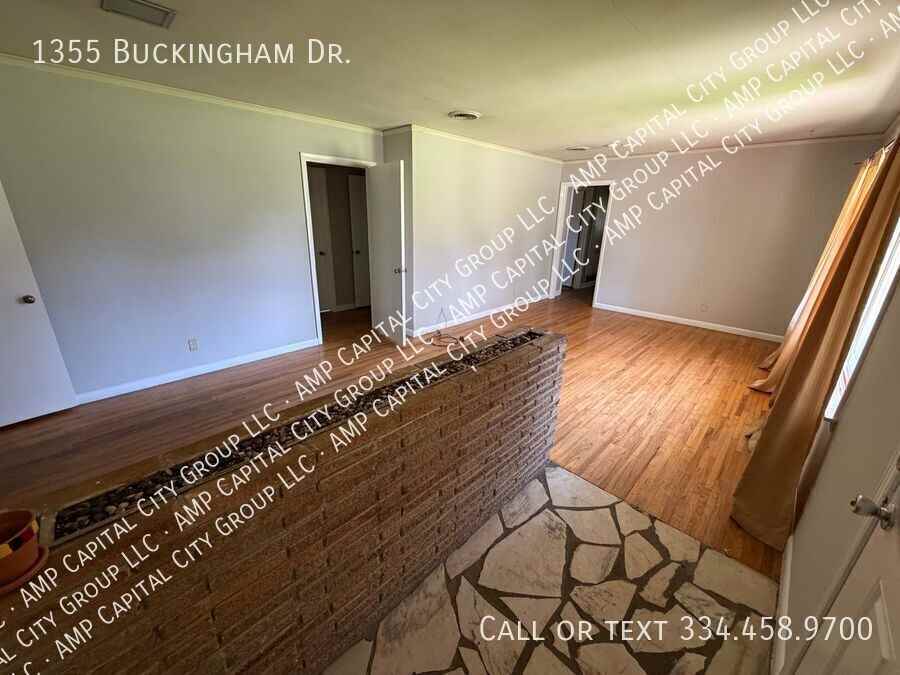 1355 Buckingham Dr - Photo 3 of 12