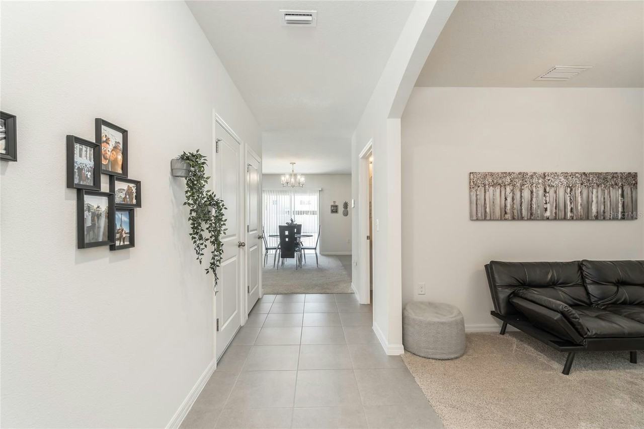 10008 Jadite Pl - Photo 5 of 22