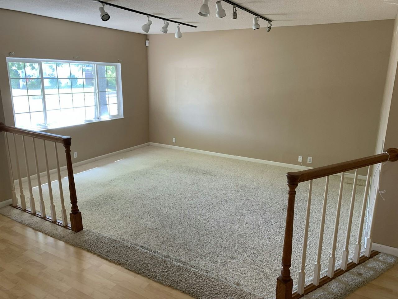 1537 Heartwood Drive - Photo 7 of 31