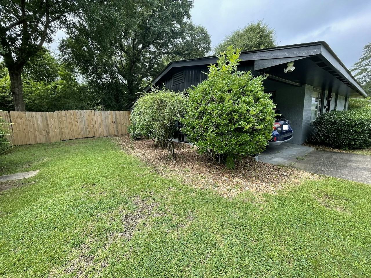 2805 Camellia Street - Photo 2 of 18