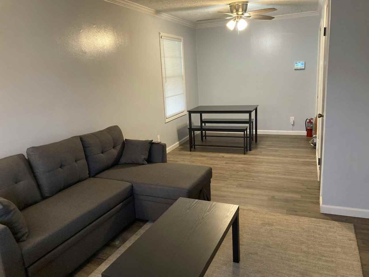 2805 Camellia Street - Photo 5 of 18