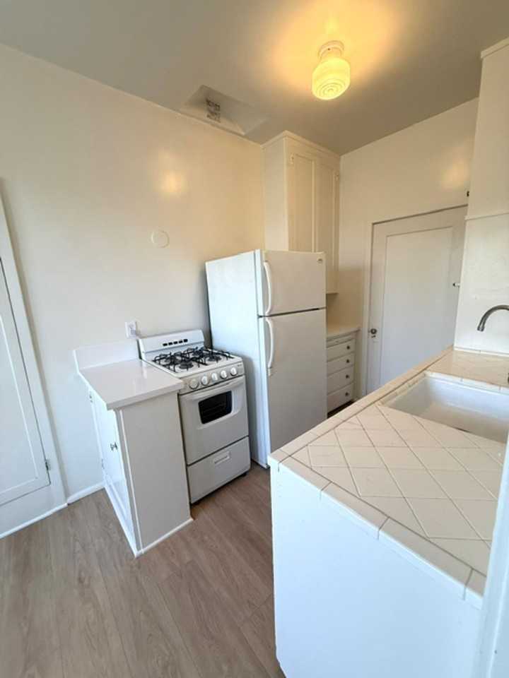 Fair Oaks Apts - Photo 5 of 15