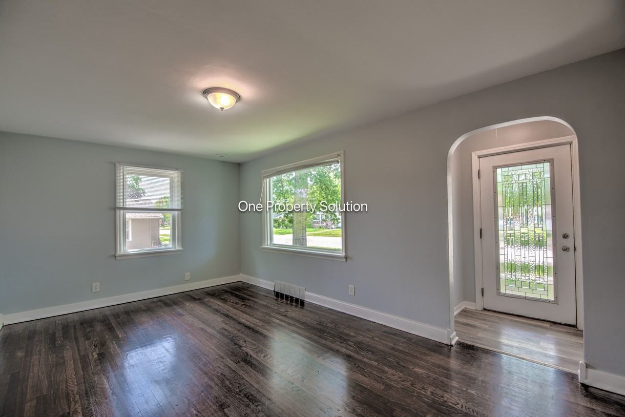 329 N Jay St #1 - Photo 5 of 20