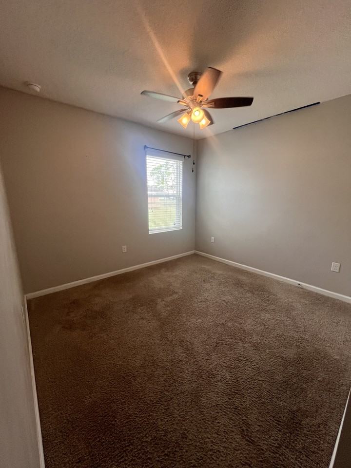 309 Cactus Street Southeast309 Cactus Street Southeast309 Cactus Street Southeast #1 - Photo 6 of 20