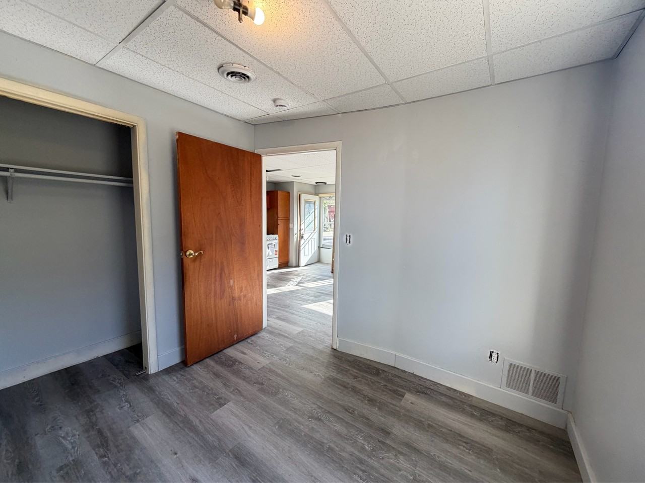 336 East Street - 6 #6 - Photo 5 of 7
