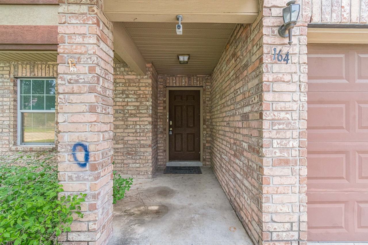164 Springtree Holw #1 - Photo 3 of 46