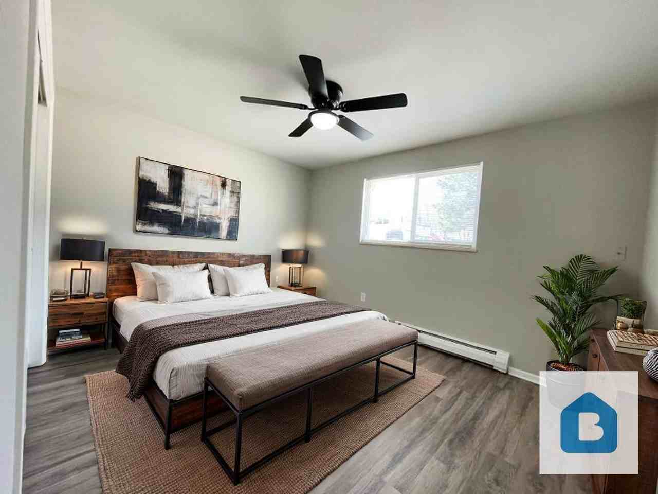 4226-4228 Forrest Hill - Photo 4 of 6