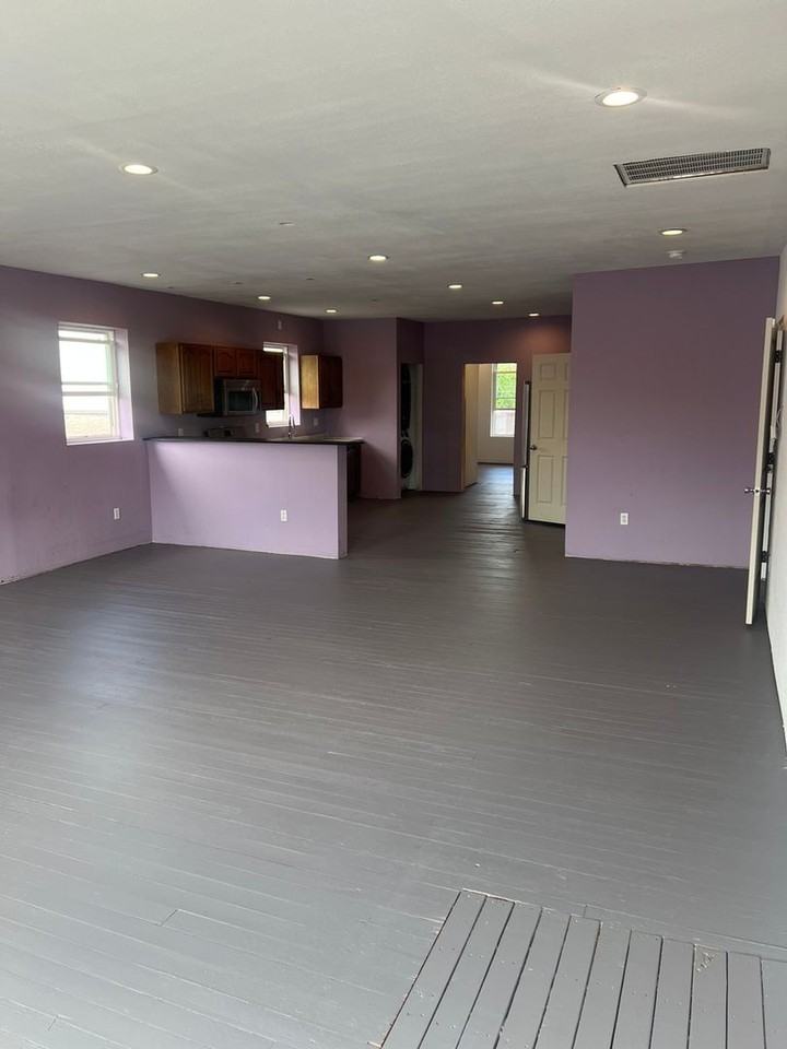 513 Main St - Photo 2 of 16