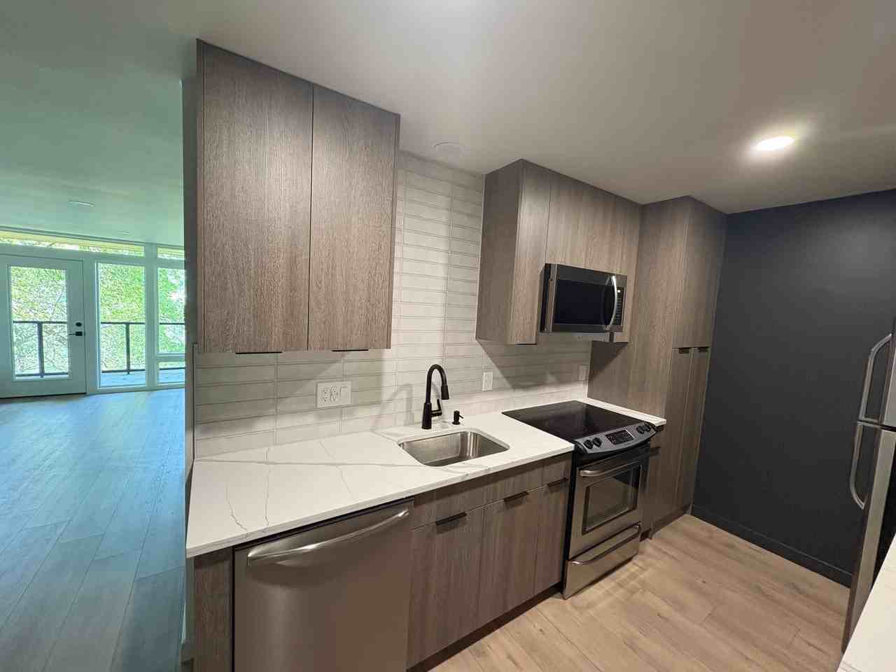 358 S. Coeur d' Alene St. - Photo 6 of 50